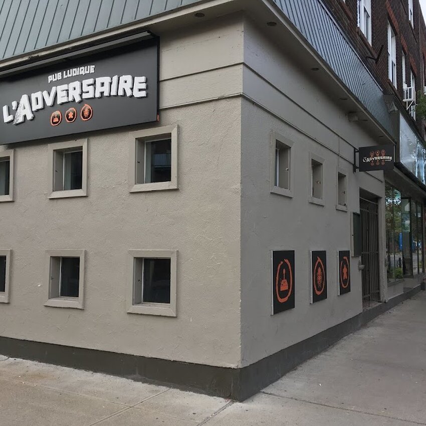 L'Adversaire - Pub et Boutique Ludiques - Restaurants pr&egrave;s de: H4C1P3