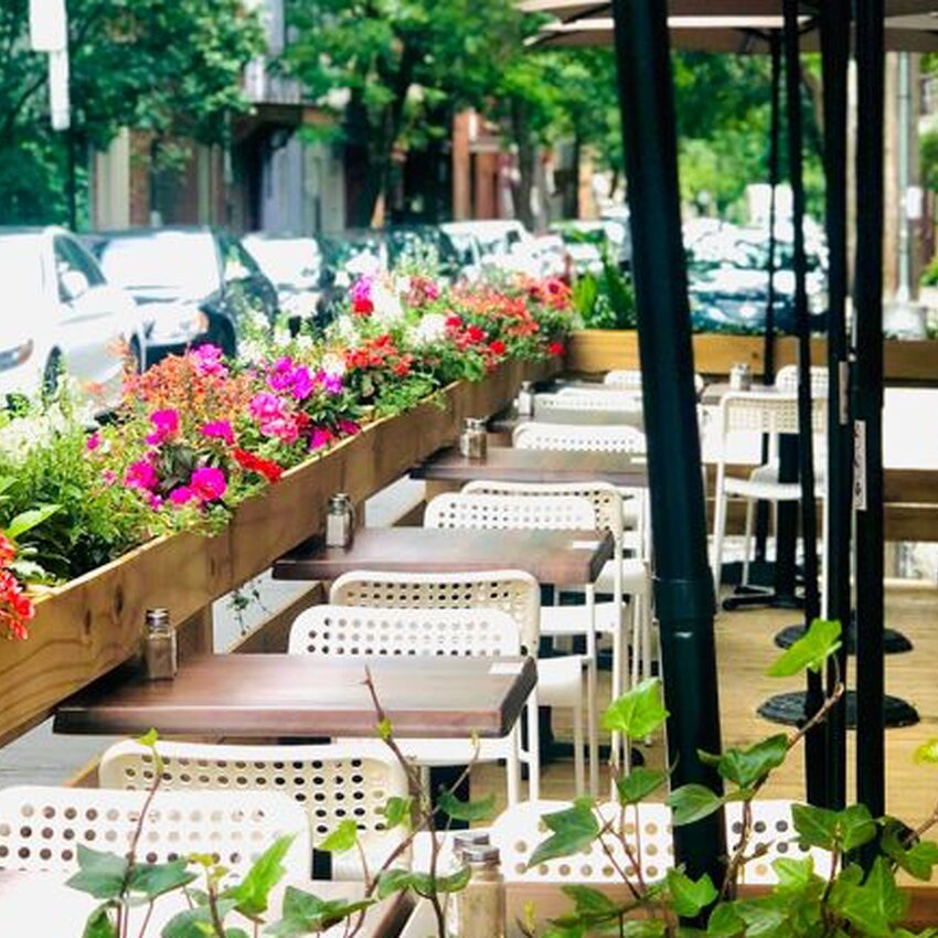 Le P'tit Rustik - Breakfast Restaurants Near: H2J2K2