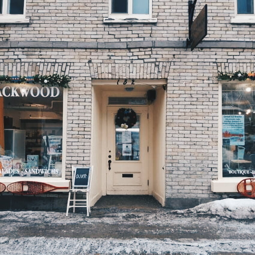 Le Packwood café et boutique - Soups, Salads, Cafés Restaurants in Old-Port