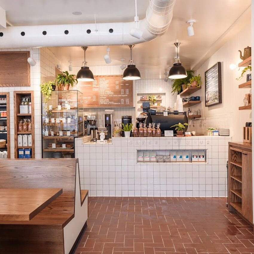 MELK Caf&eacute; - Breakfast, Caf&eacute;s Restaurants Near: H4A2C1