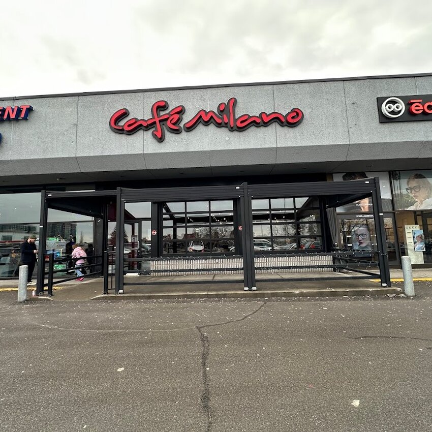Cafe Milano - Restaurants pr&egrave;s de: H7T1A5