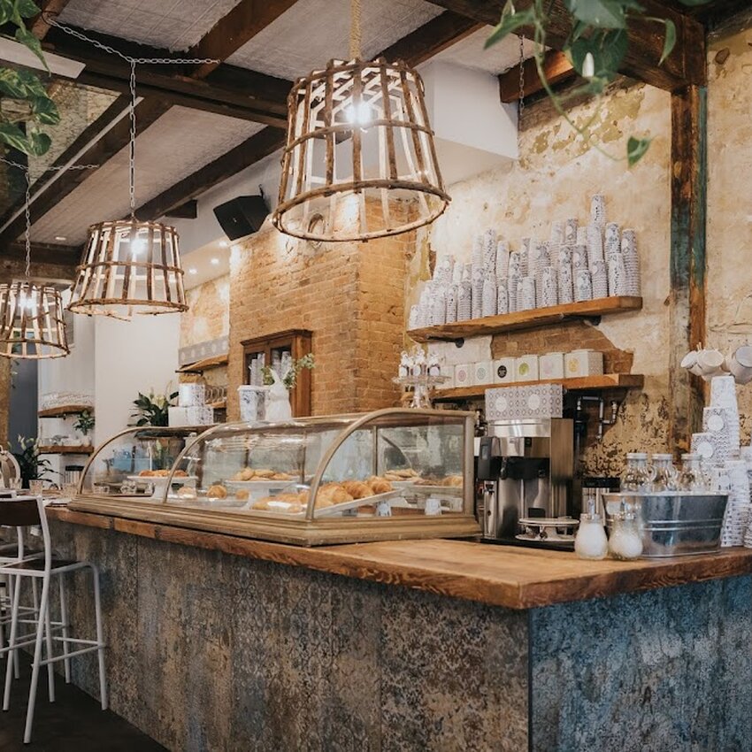 Maman - Montreal Restaurants