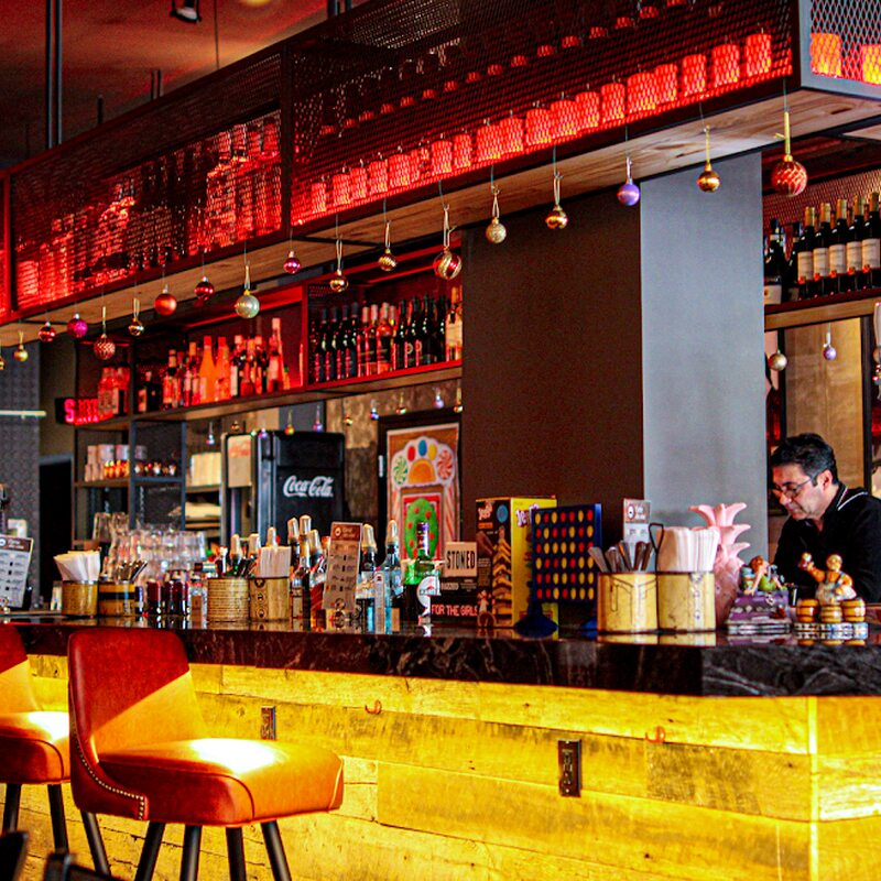 Notre-Boeuf-de-Grâce - BBQ, Breakfast, Poutine Restaurants in Montreal