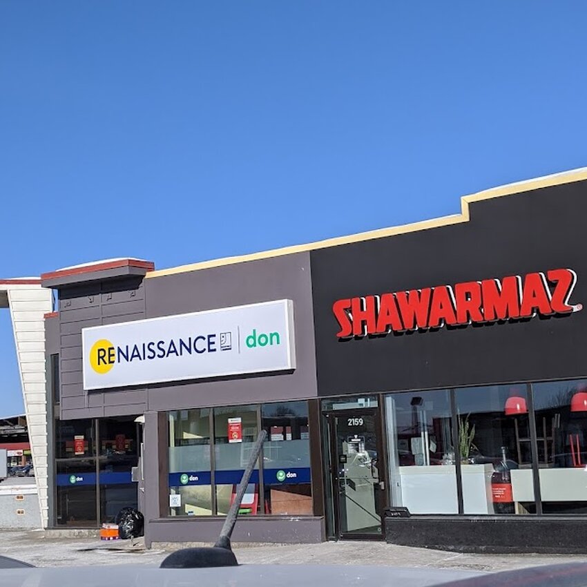 Shawarmaz - Restaurants pr&egrave;s de: H7T1R3