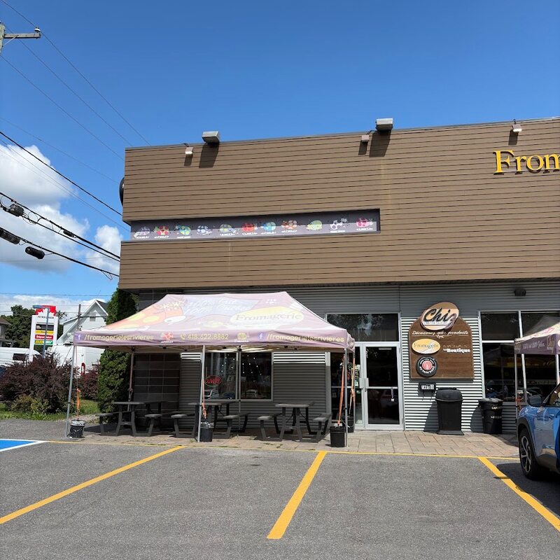 Fromagerie Les Rivières - Restaurants in Lebourgneuf