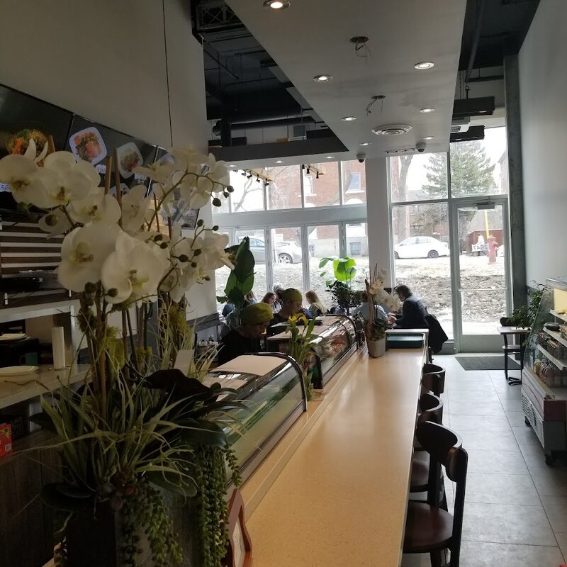Sushi QNQ - Restaurants in Montreal