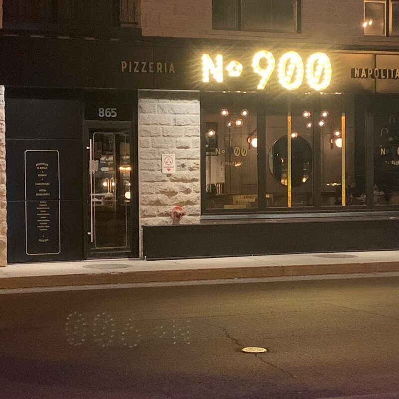 Pizzéria NO.900 - Restaurants Grecs, Italiens de Montréal