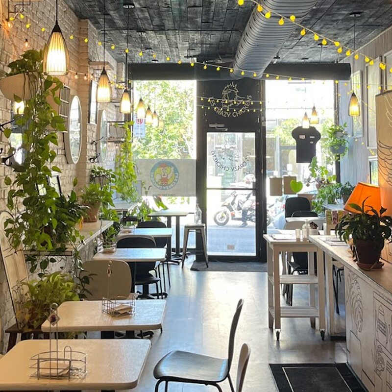 Les Crazy Chickens - Restaurants Coréens, Américains de Montréal