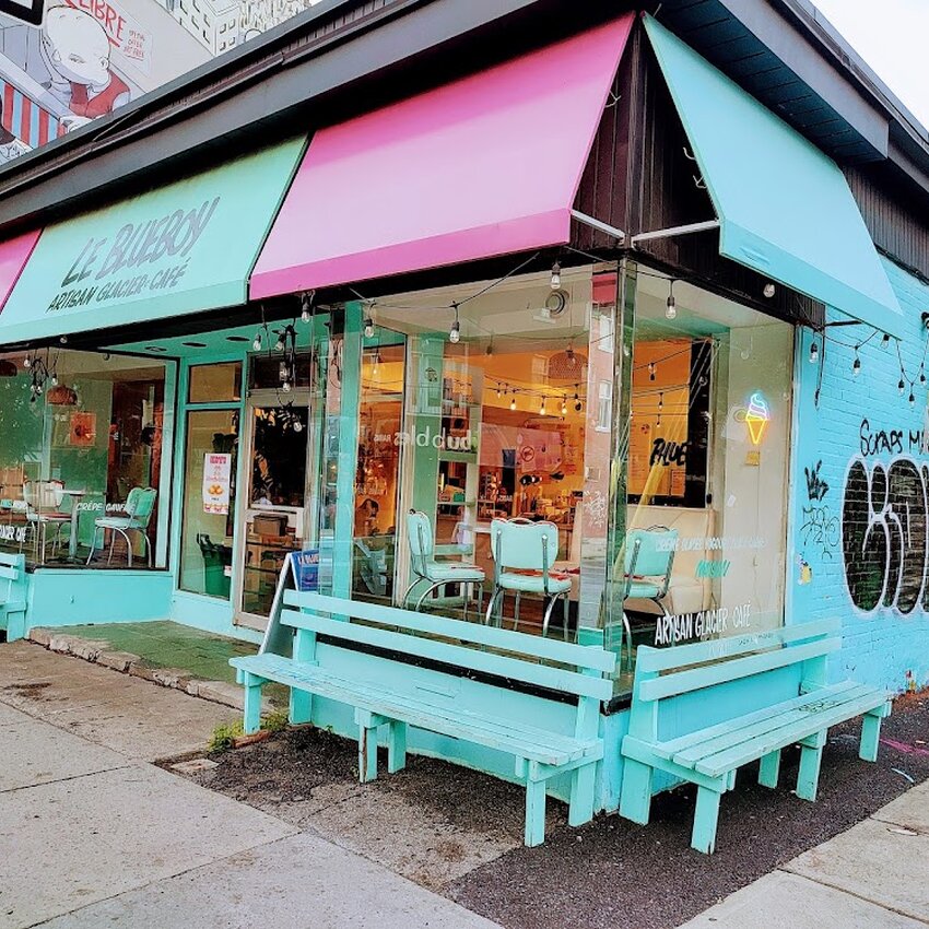 Le Blueboy: Artisan Glacier Restaurant