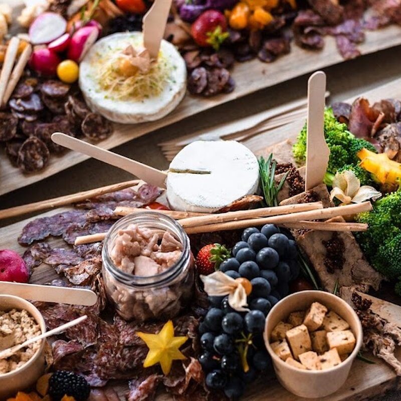 Le Bangard Charcutier / Traiteur - Grill, Middle Eastern, Regional, Steakhouses Restaurants in Quebec
