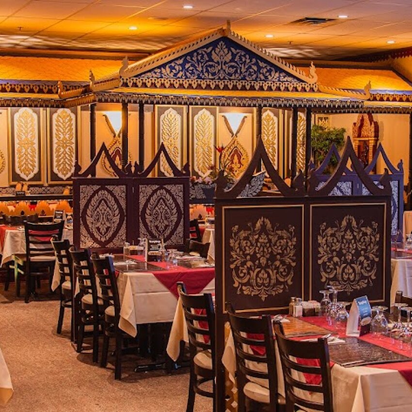 Restaurant Souvenirs Thai - Delivery, Takeout Available Restaurants Near: J7V2N7