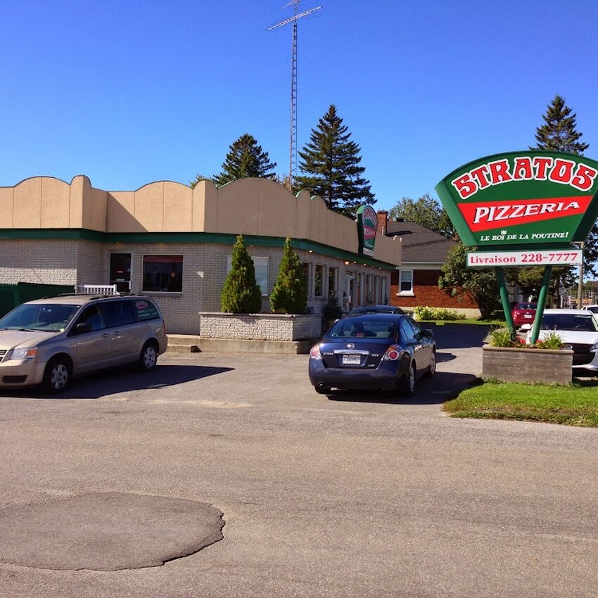 Stratos Pizzeria - Casse-Croutes Ouverts lundi Montr&eacute;al