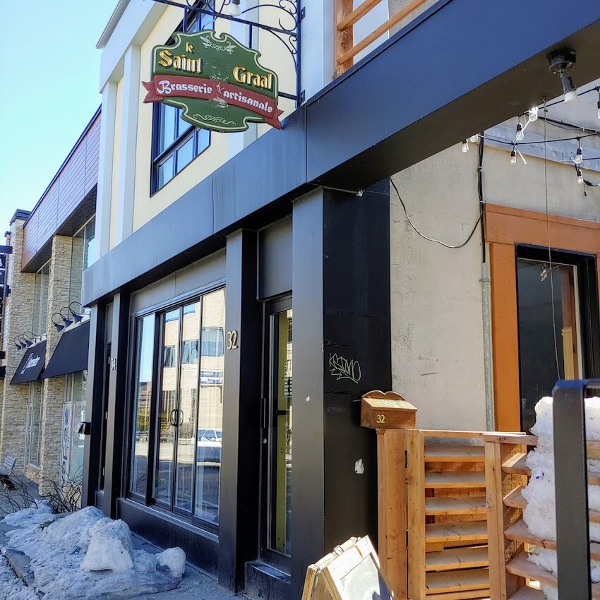 Microbrasserie Artisanale Le Saint-Graal - Restaurants pr&egrave;s de: J7E3H5