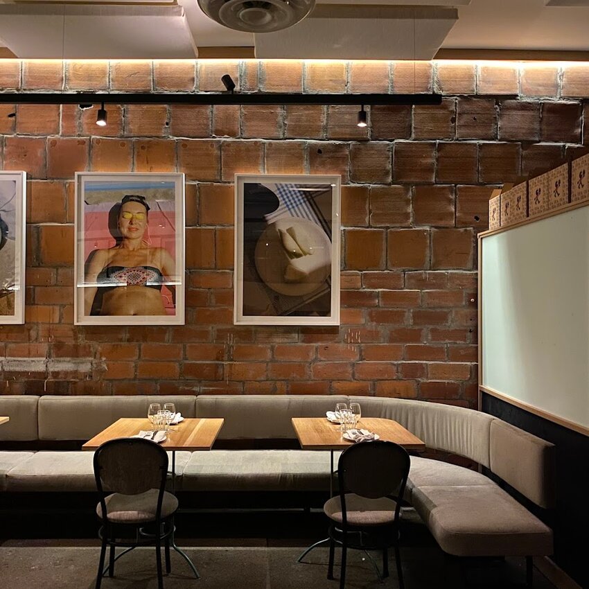 Gia Vin & Grill - Montreal Wine Bars