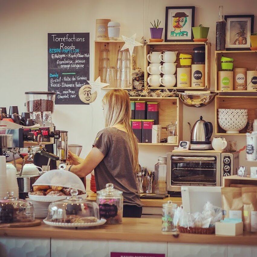 Caf&eacute; Lali - Montreal Pastries Open Monday