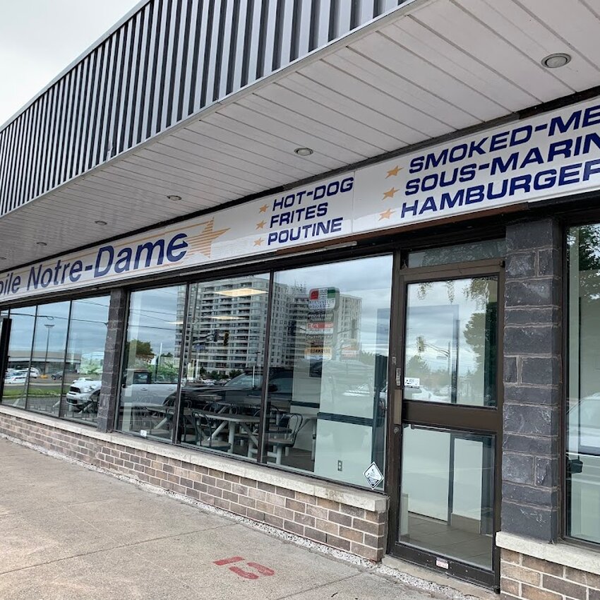 Restaurant L'Etoile Notre-Dame -  Restaurants Near: J6A2P4