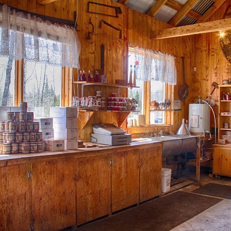 Cabane à Sucre Chabot - Grill, Middle Eastern, Regional, Steakhouses Restaurants in Quebec