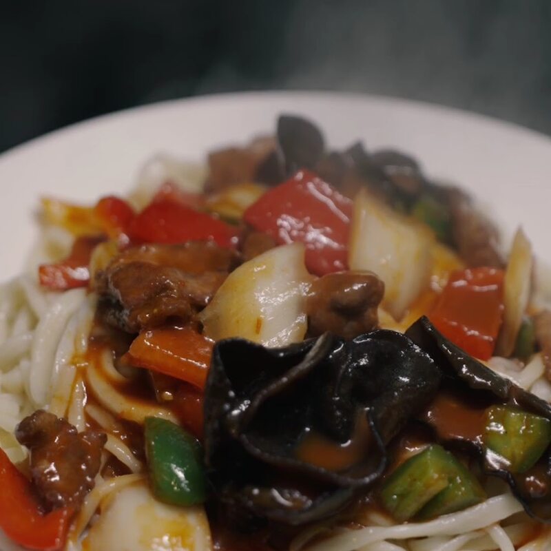 Urumqi Ozgu Uyghur Restaurant - Restaurants de Montréal ouverts lundi