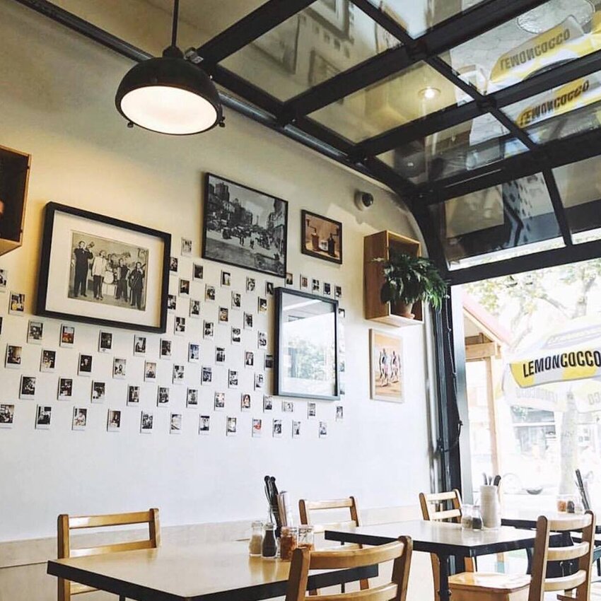 Le Caf&eacute;-Cr&egrave;me - Brunch Restaurants Near: H2C2E9