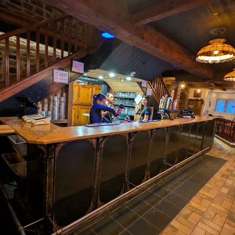 Bar Vieux Beauharnois - Restaurants de Montréal