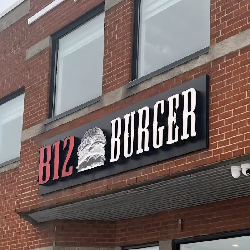 B12 Burger - Online Ordering Restaurants in Ahuntsic-Cartierville