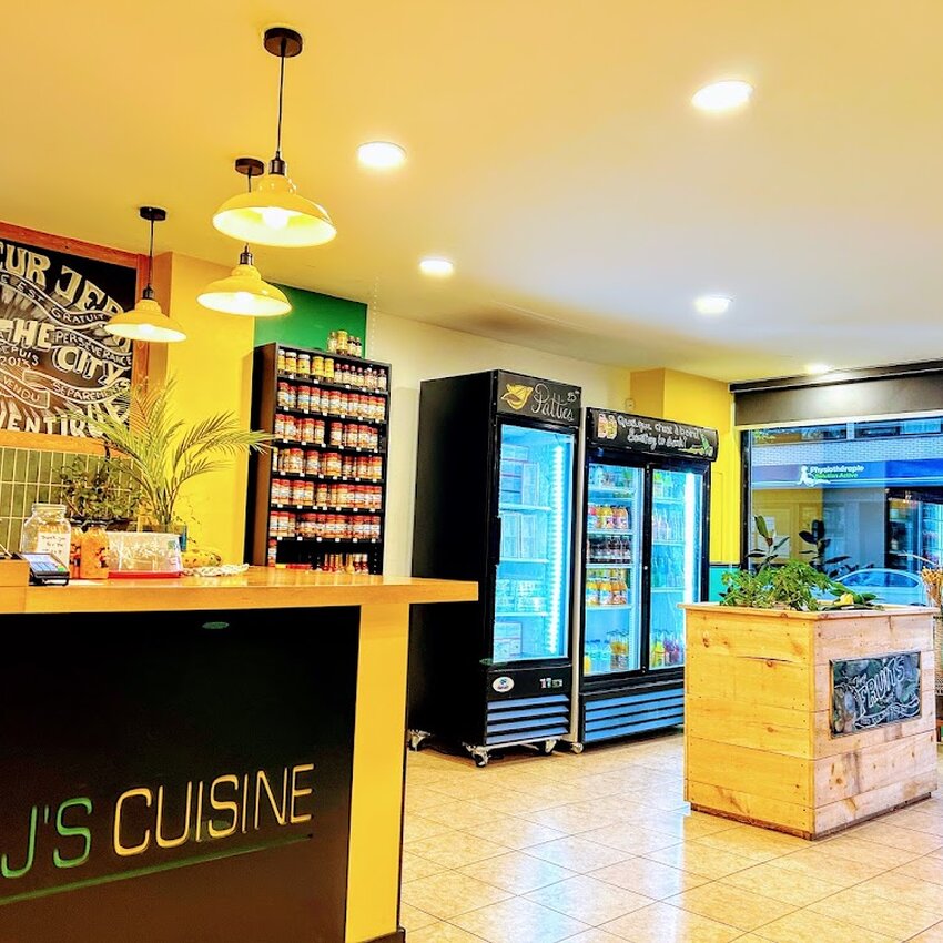 Boom J's Cuisine - Restaurants Plats &agrave; emporter, Commande en ligne pr&egrave;s de: H4E1A8