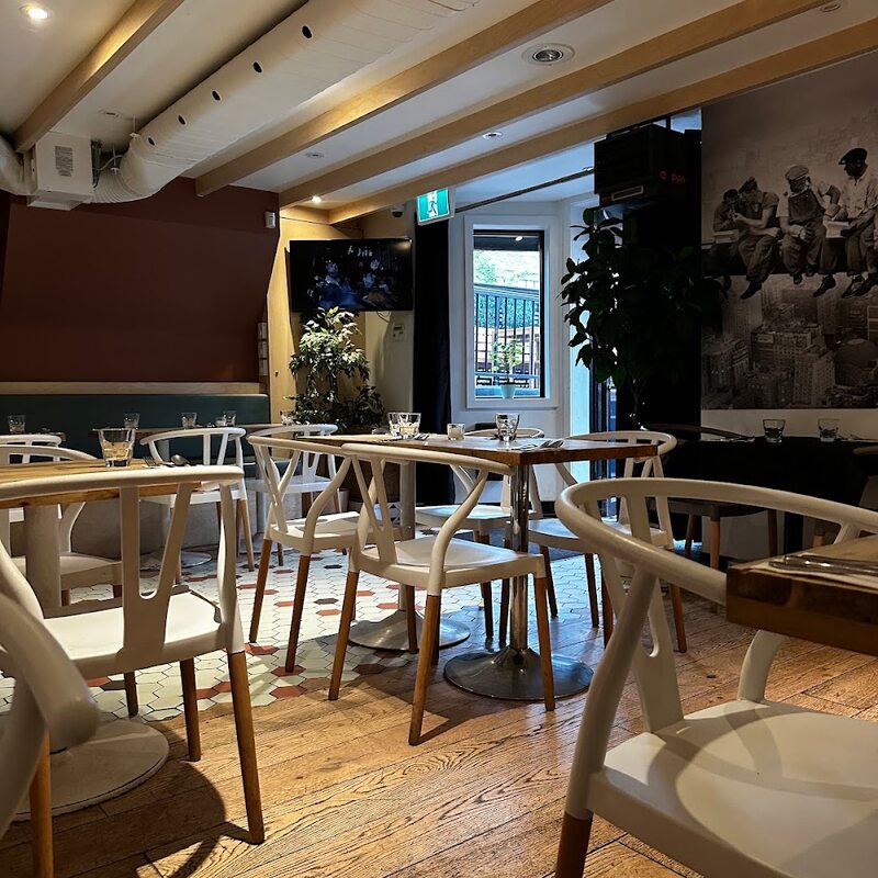 Aqua E Farina - Resto-Bars du Monkland Village