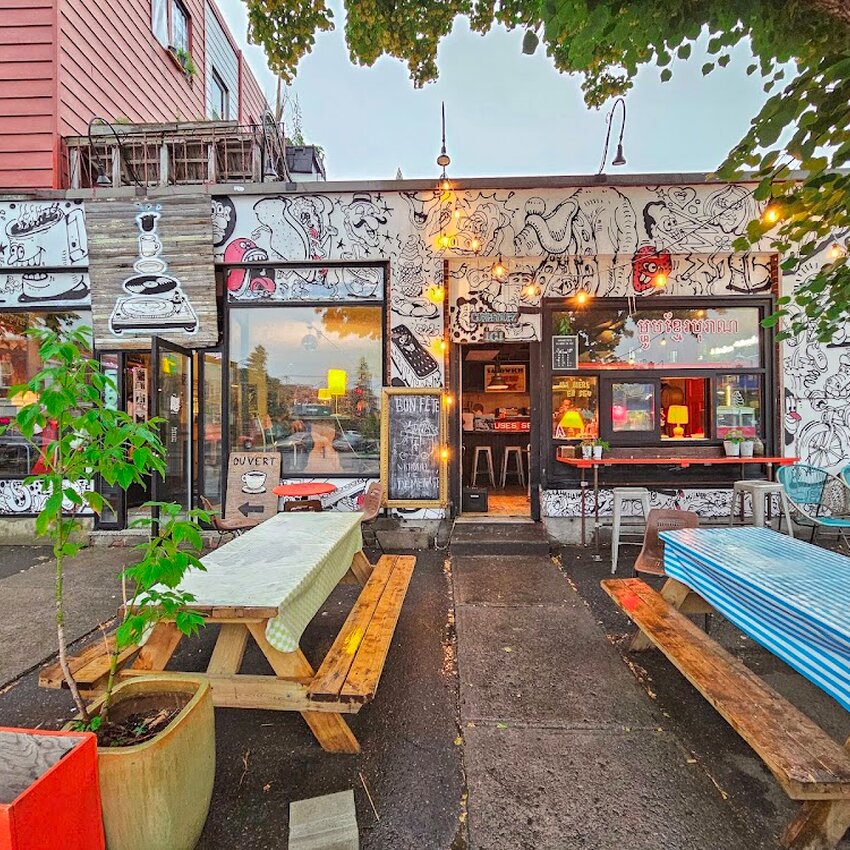 Ma M&egrave;re en Feu - Mere Restaurants in Montreal