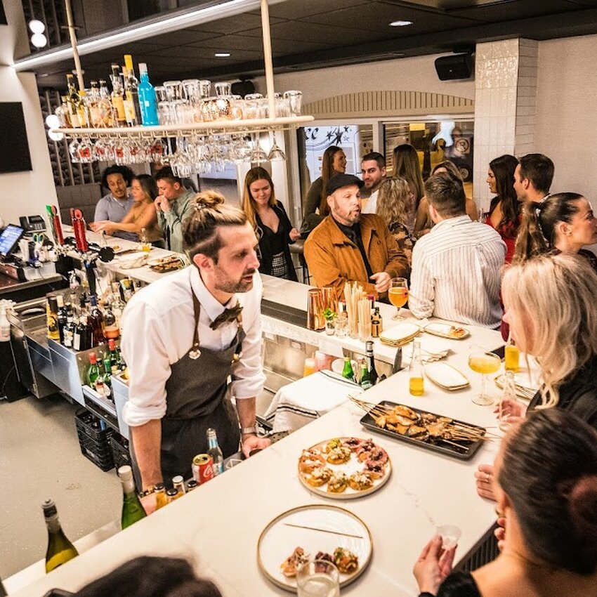 Nouvo Cuisine & Mixologie - Pasta, Pizza Restaurants in Quebec
