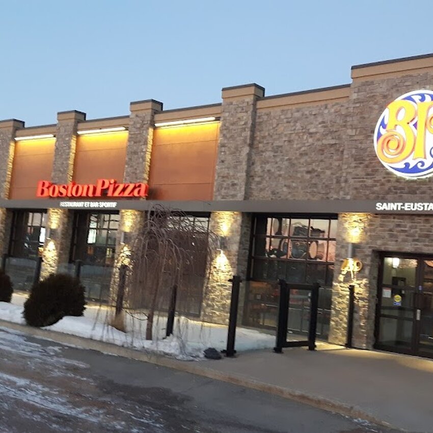 Boston Pizza -  Restaurants Near: J7R5A8