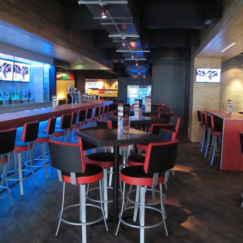 Dooly's - BBQ, Grill, Burgers, Rotisseries, Salads Restaurants in Quebec