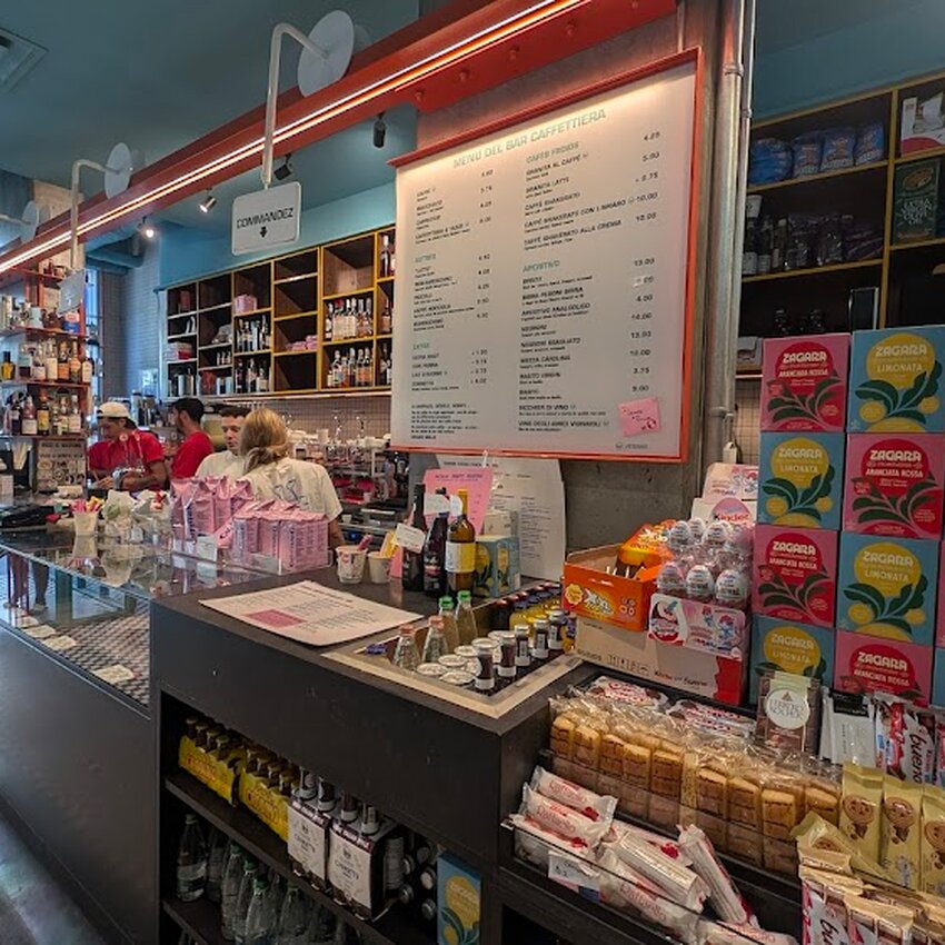 Bar Caffettiera - Restaurants Brunch, Resto-Bars pr&egrave;s de: H2V4E4