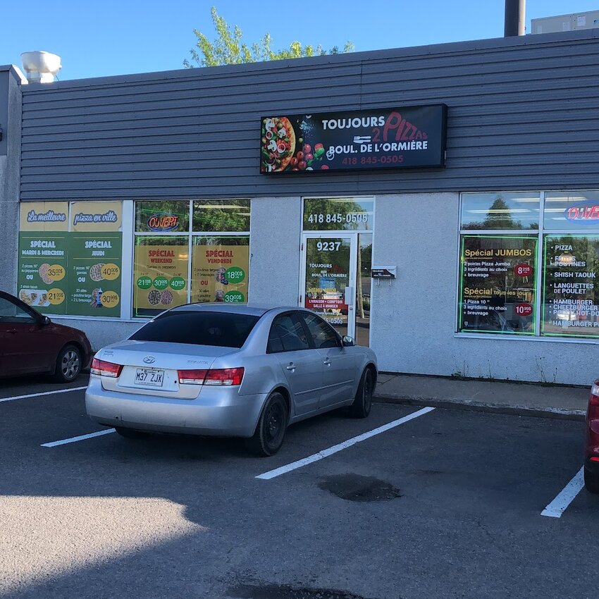 Pizzas aux 2 Frères Plus - Poutine, Grilled Cheese, Contemporary Modern Restaurants in Neufchâtel