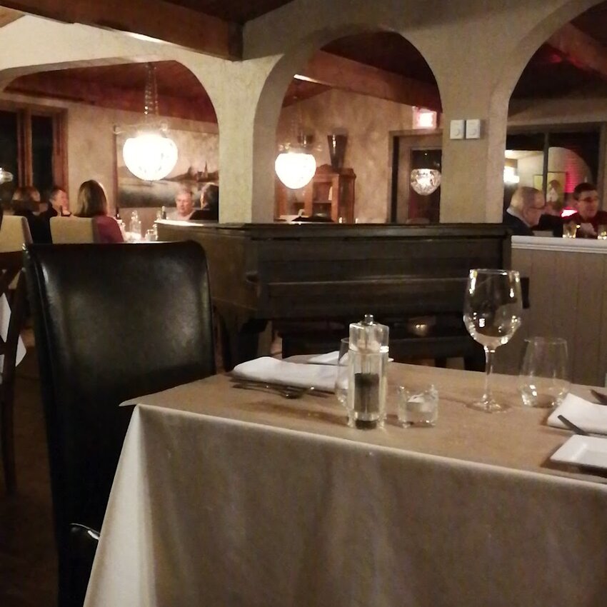 Restaurant Le Gourmet - Great selection of wines Restaurants in Eastern Townships