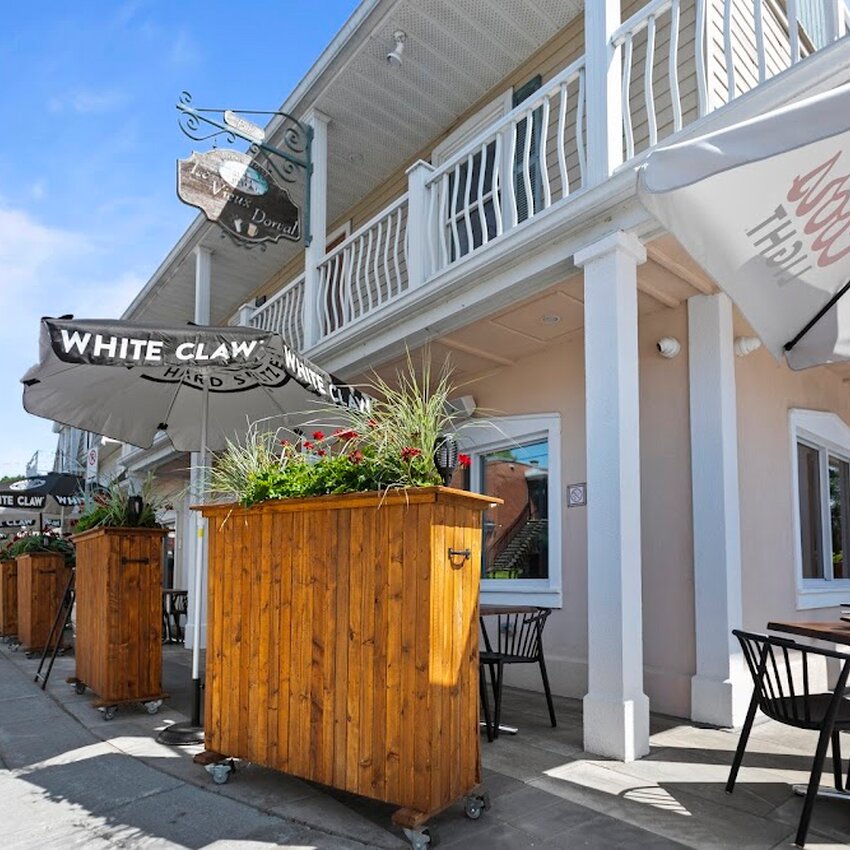 Le Vieux Gusta Dorval Restaurant