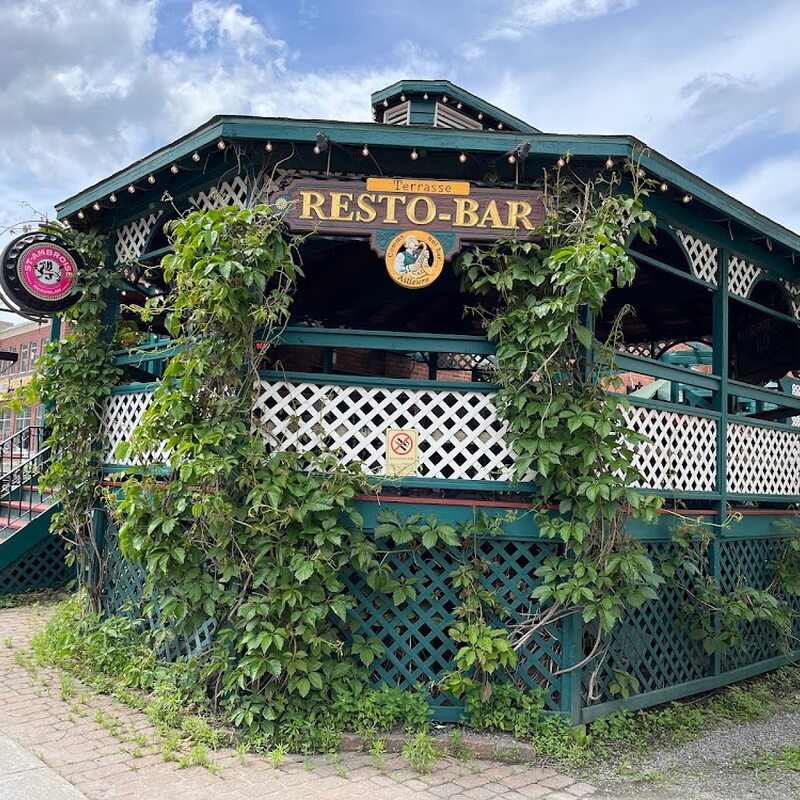 Ailleurs Bar - Restaurants in Montreal