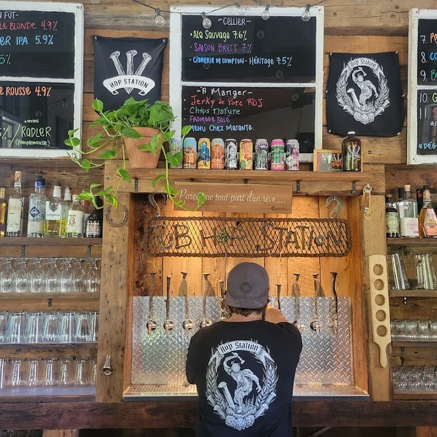 Hop Station - Restaurants pr&egrave;s de: J1A2B5