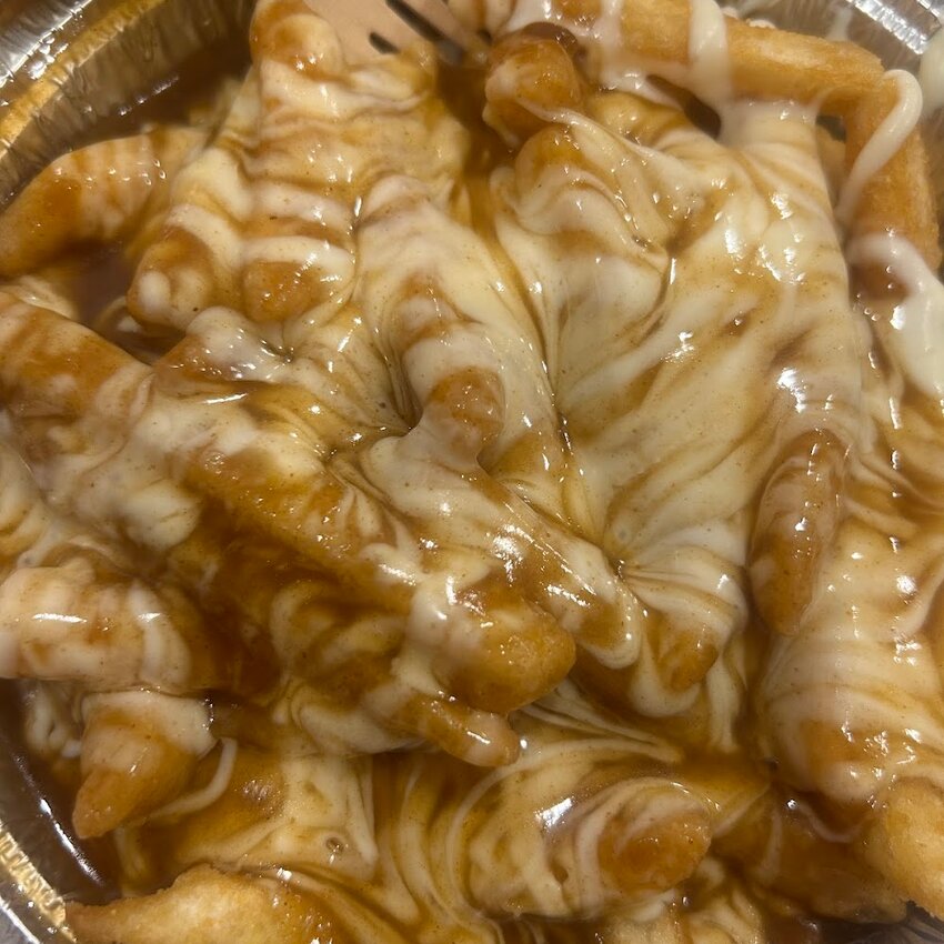 Pizza Le Regal -  Restaurants Near: H7E5J7