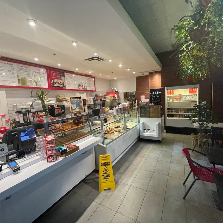 Presse Caf&eacute; - Restaurants Caf&eacute;s, Cor&eacute;ens pr&egrave;s de: H3B4E8