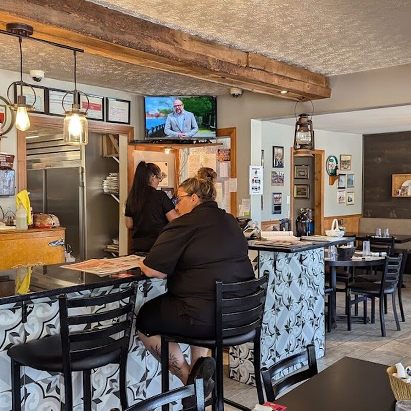 Resto Maxime - Takeout Available, Brunch, Delivery Restaurants in Val-des-Sources
