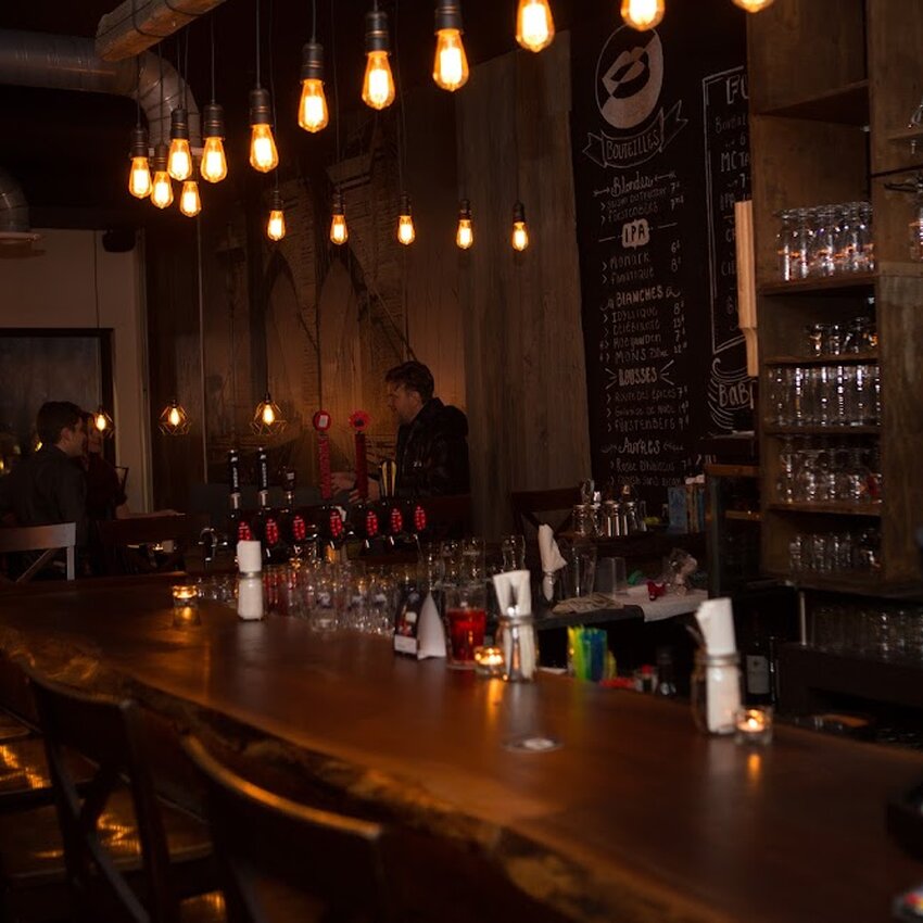 Le Baboune Bar Tapas -  Restaurants Near: J2C4K2