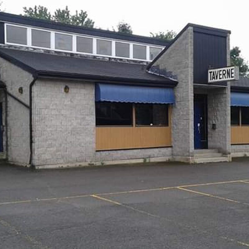 Bar Taverne Des Loisirs - Restaurants des Cantons-de-l'Est / Estrie