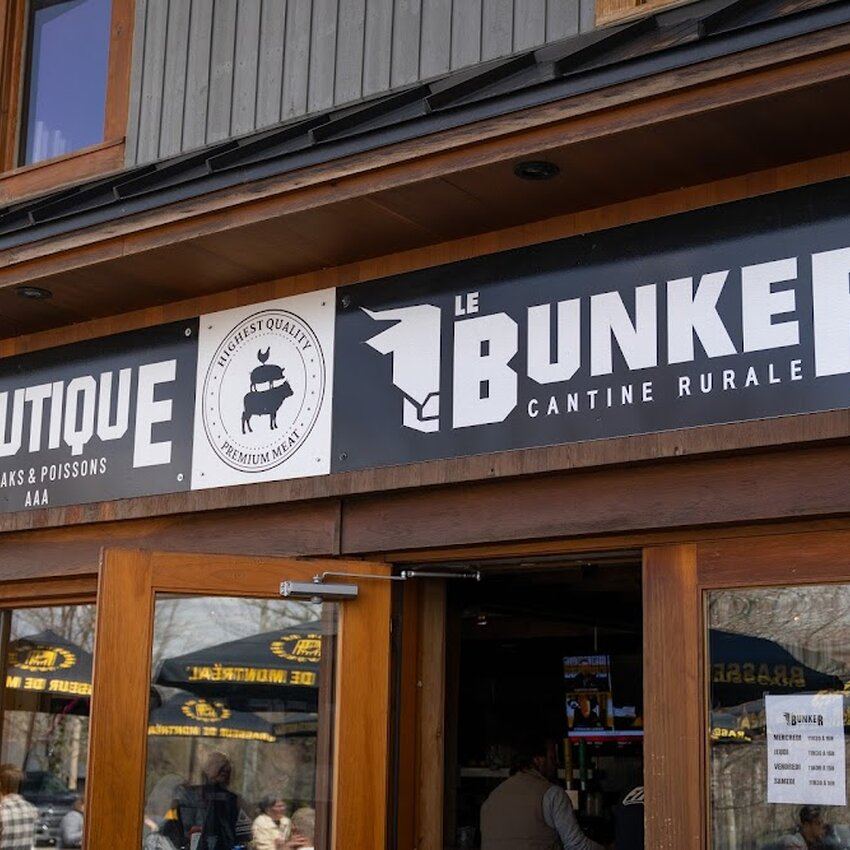Le Bunker - Good For Groups Restaurants in Eastern Townships