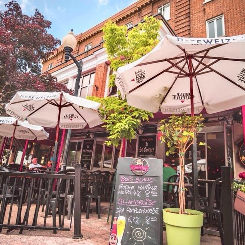 Pub St-Georges Restaurant