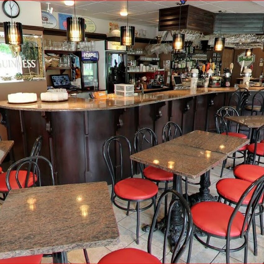 Pub St-Georges Restaurant