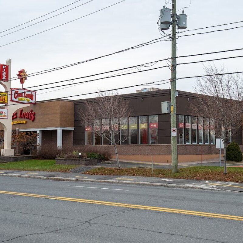Chez Louis Poulet Et Pizza - BBQ, Poutine Restaurants in Montreal