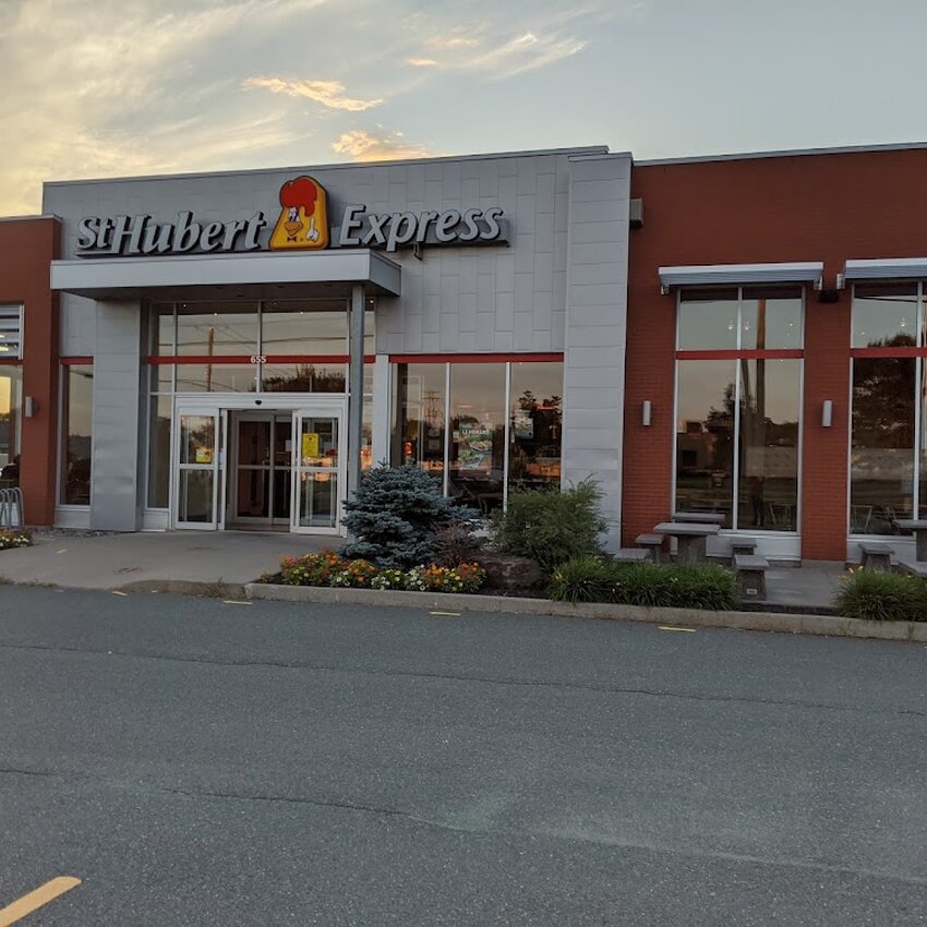 Rôtisserie St-Hubert - Restaurants Barbecue-BBQs, Turques de Québec