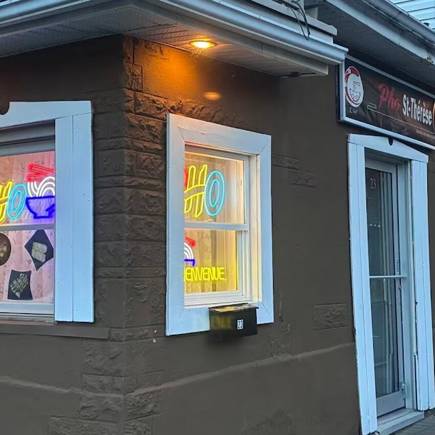 LW Pho - Delivery Restaurants Near: J7E2W8