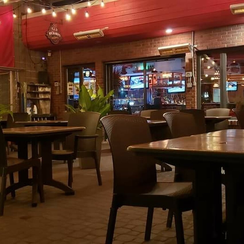 Resto Bar & Grill Friends - Poutine Restaurants Near: J7E2A6