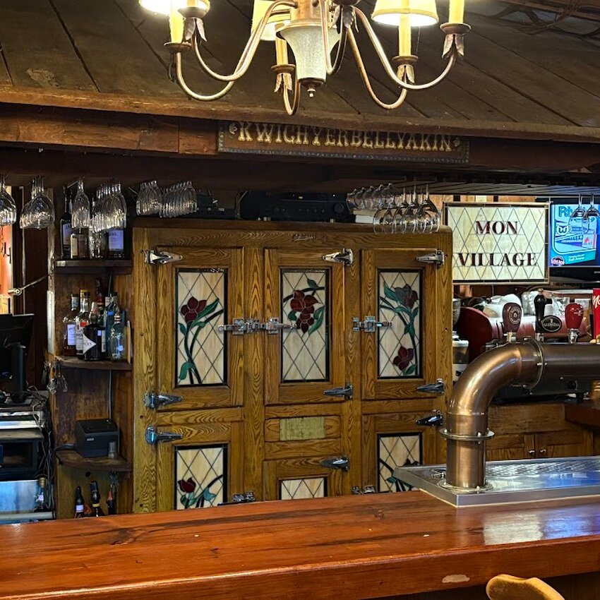 Mon Village Restaurant - Restaurants in Saint-Lazare